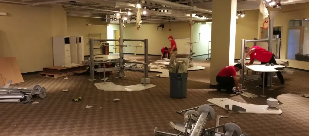 Commercial property and rental cleanout service